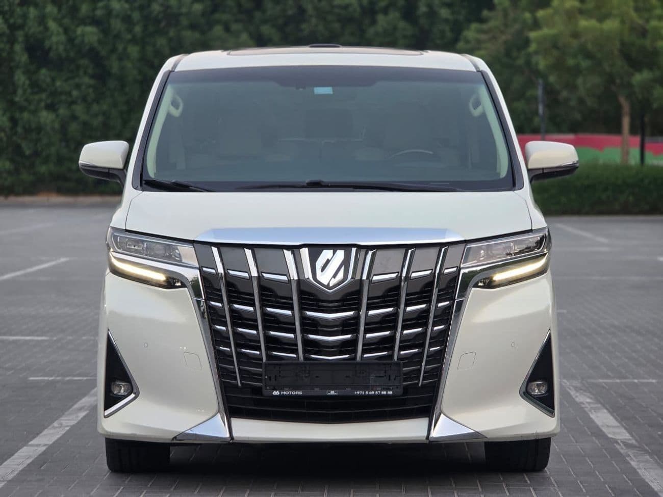 2019 Toyota Alphard LIMITED thumbnail 4