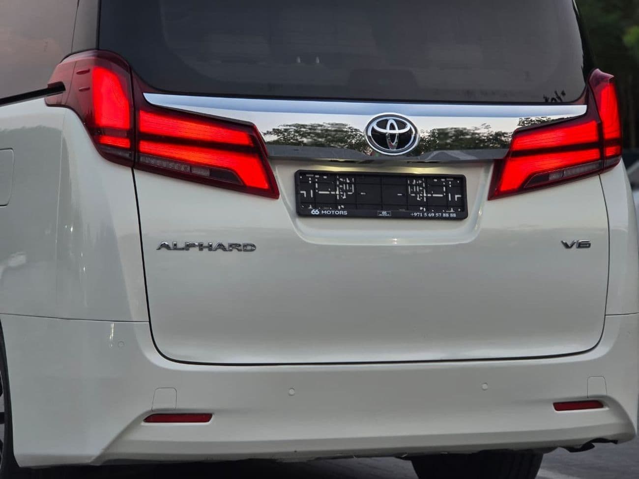 2019 Toyota Alphard LIMITED thumbnail 7