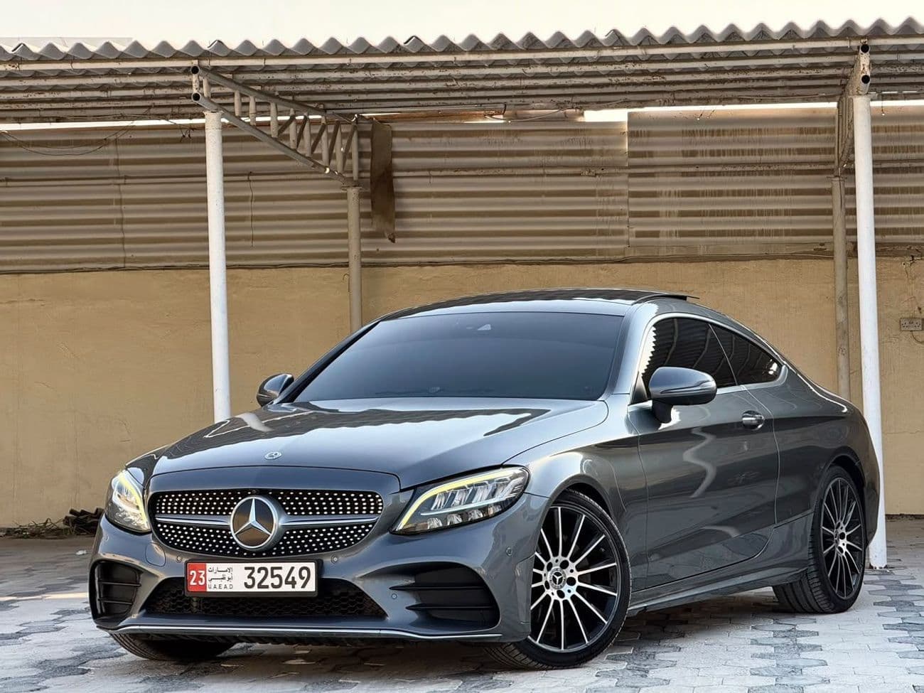 2019 Mercedes Benz C200 AMG thumbnail 3