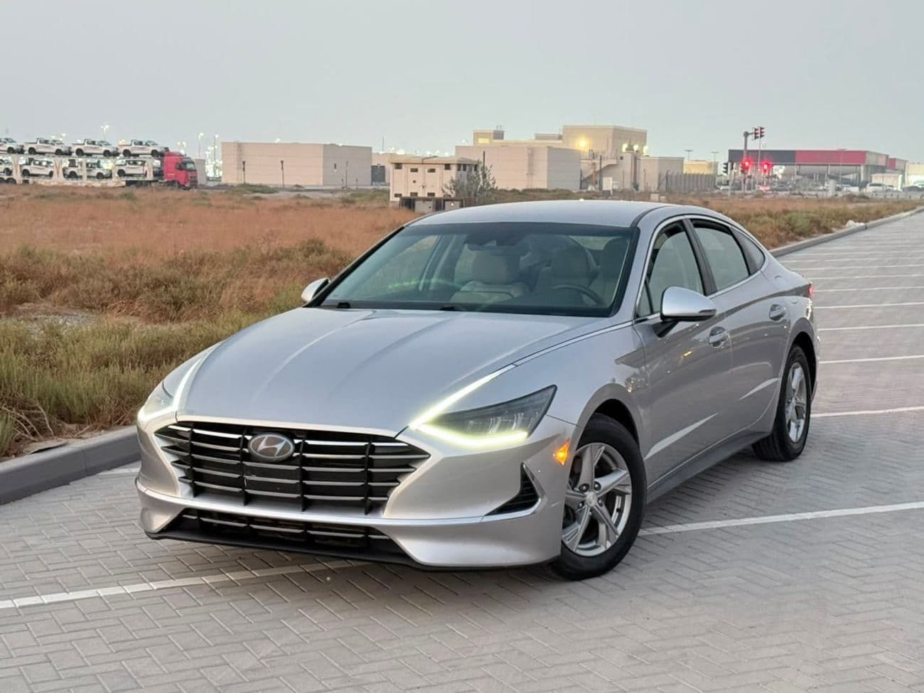 2025 Hyundai Sonata SMART thumbnail 2
