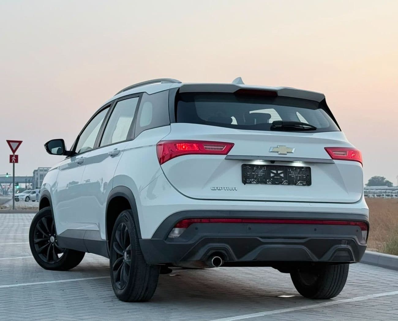 2023 Chevrolet Captiva thumbnail 6