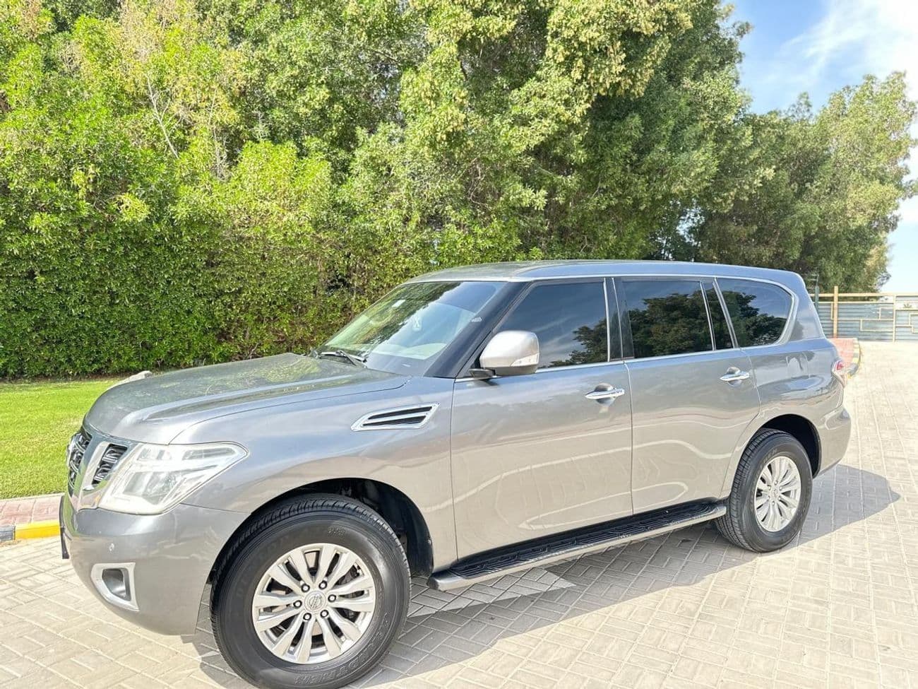 2018 Nissan Patrol LE T1 + thumbnail 7