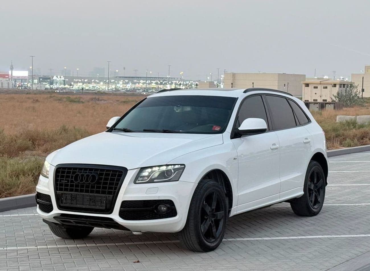 2012 Audi Q5 STANDARD thumbnail 5