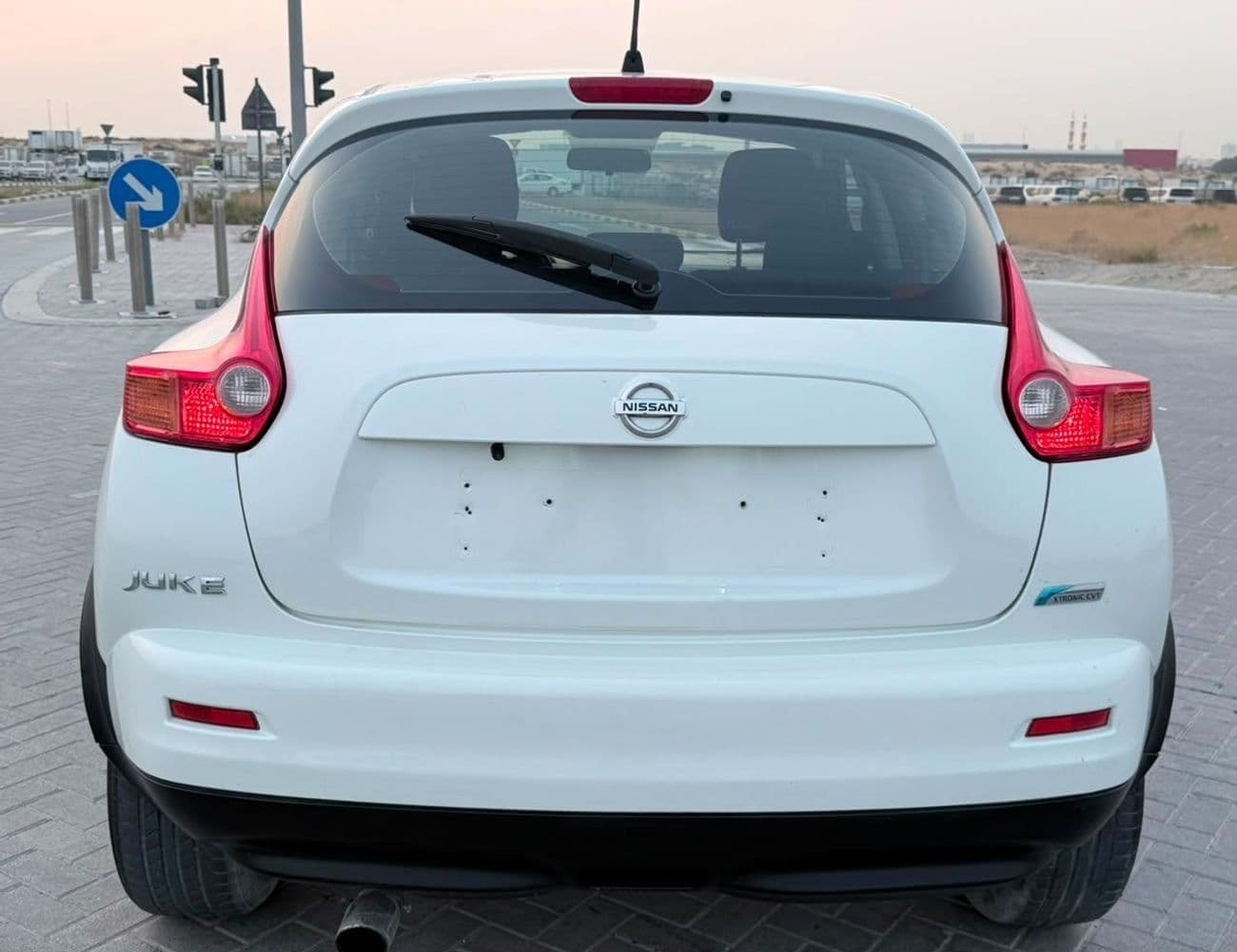 2014 Nissan Juke thumbnail 2