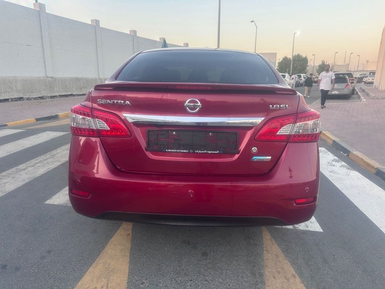 2014 Nissan Sentra SL thumbnail 6