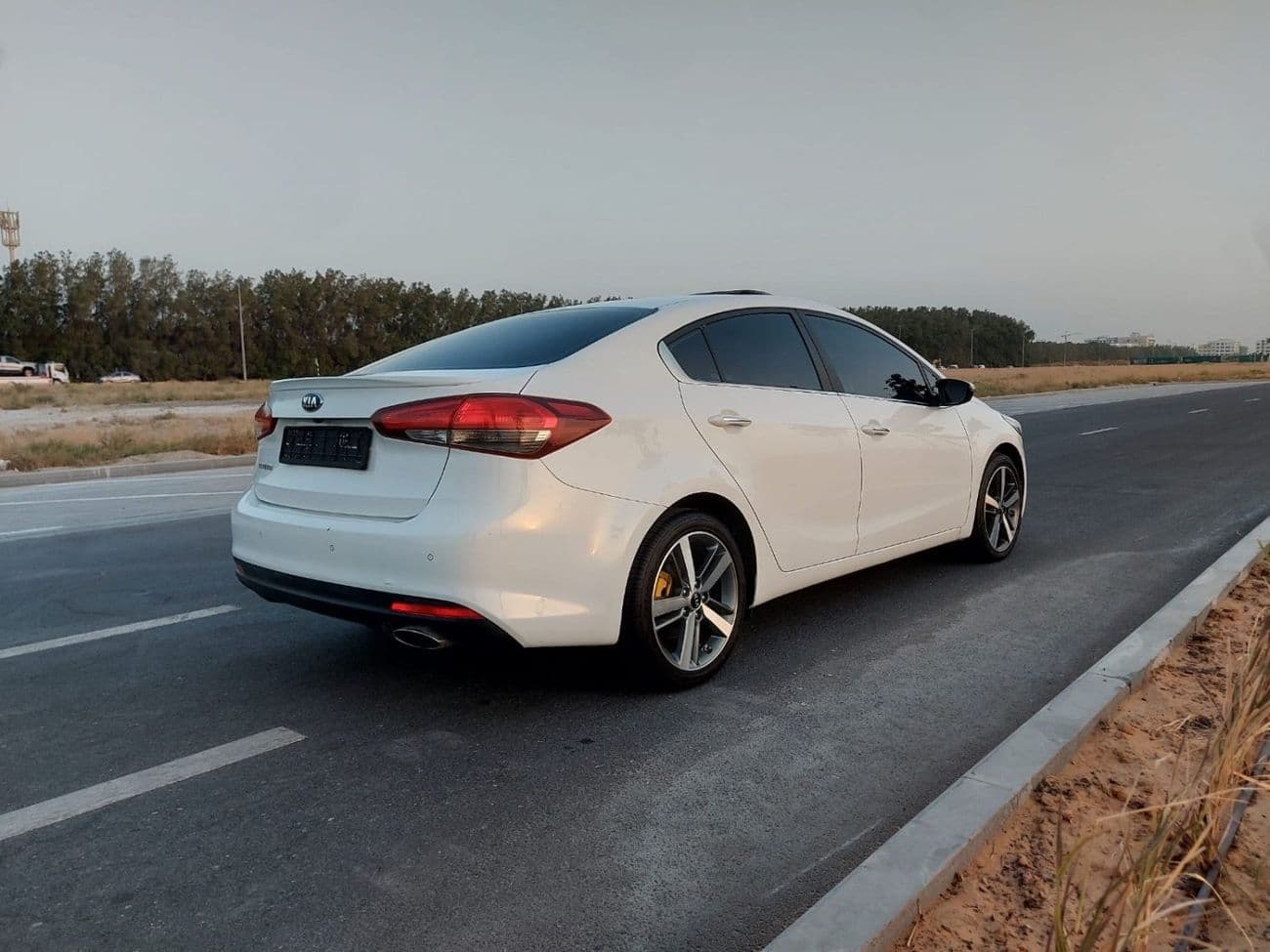 2017 Kia Cerato SX thumbnail 3