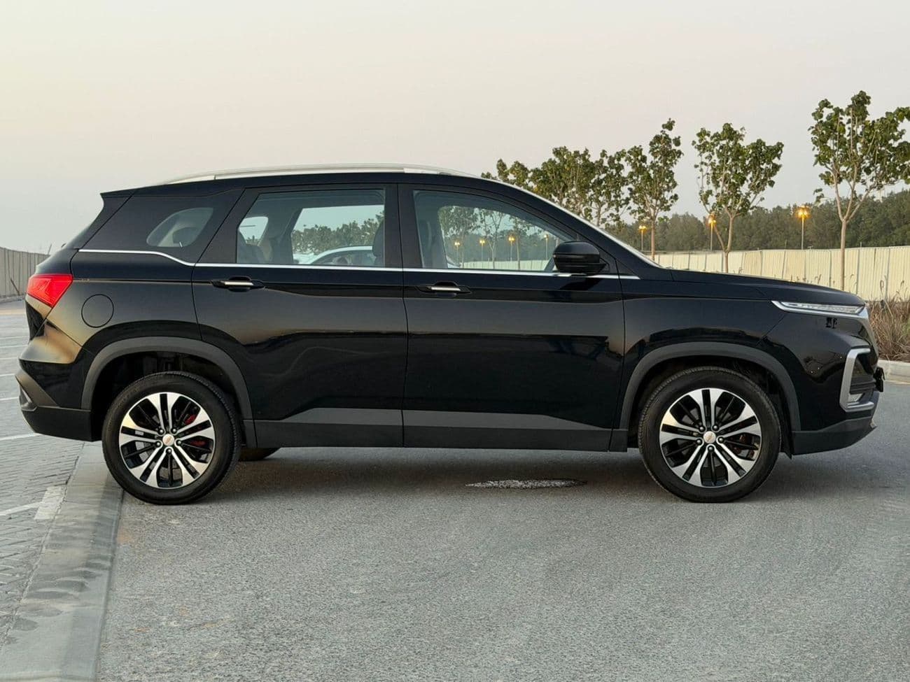 2023 Chevrolet Captiva PREMIER thumbnail 4