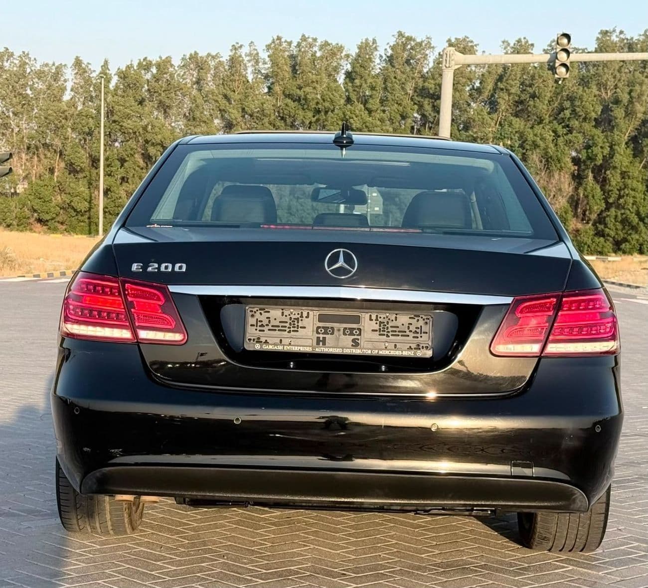 2014 Mercedes Benz E200 thumbnail 2