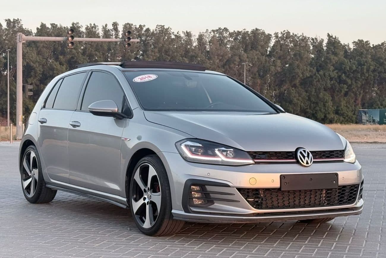 2018 Volkswagen Golf GTI thumbnail 3