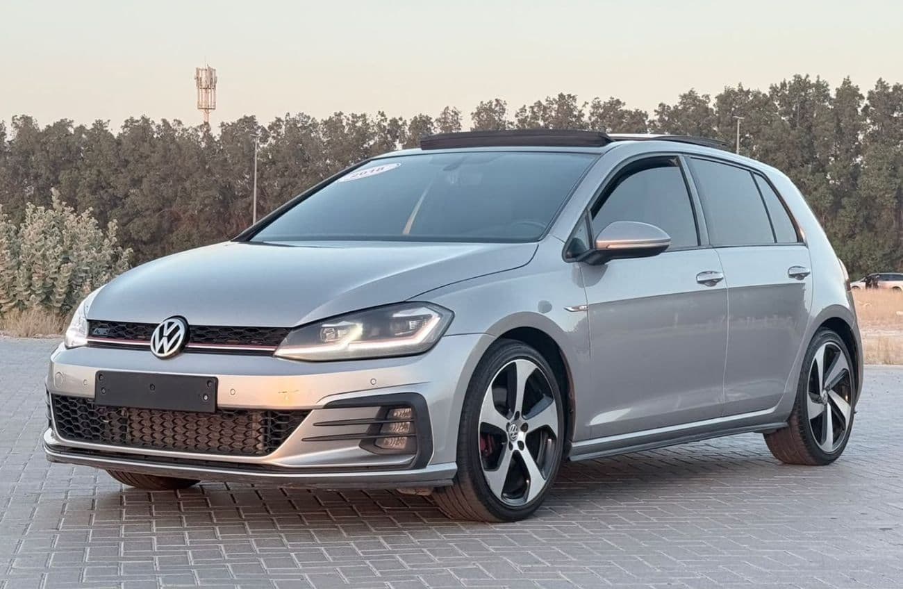 2018 Volkswagen Golf GTI thumbnail 5