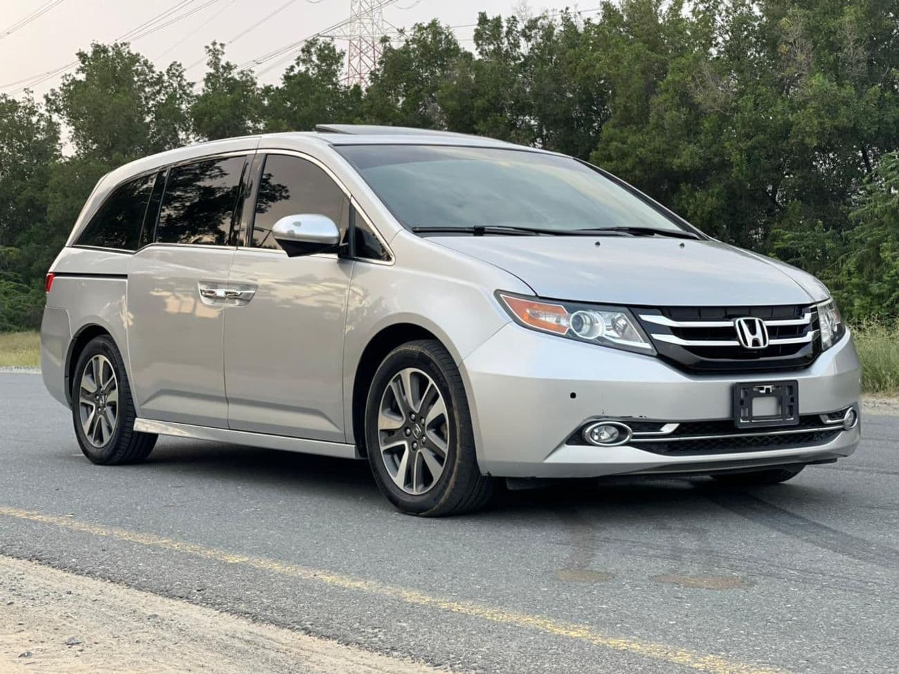 2015 Honda Odyssey TOURING thumbnail 5