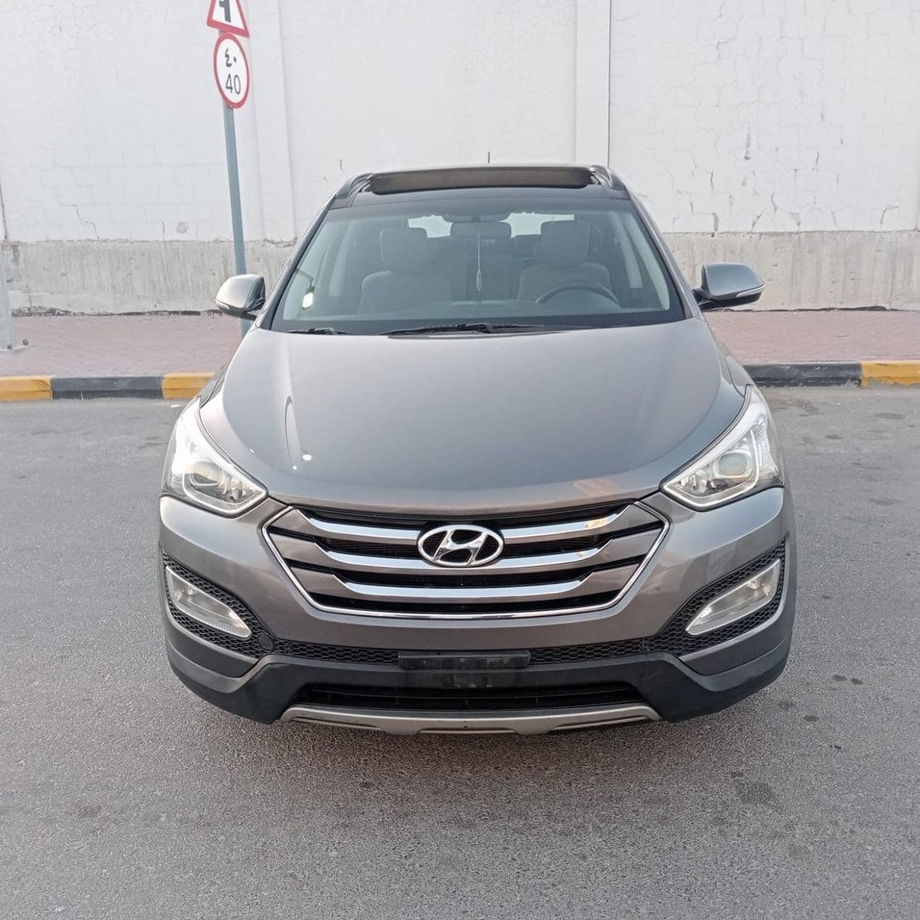 2016 Hyundai Centennial thumbnail 2