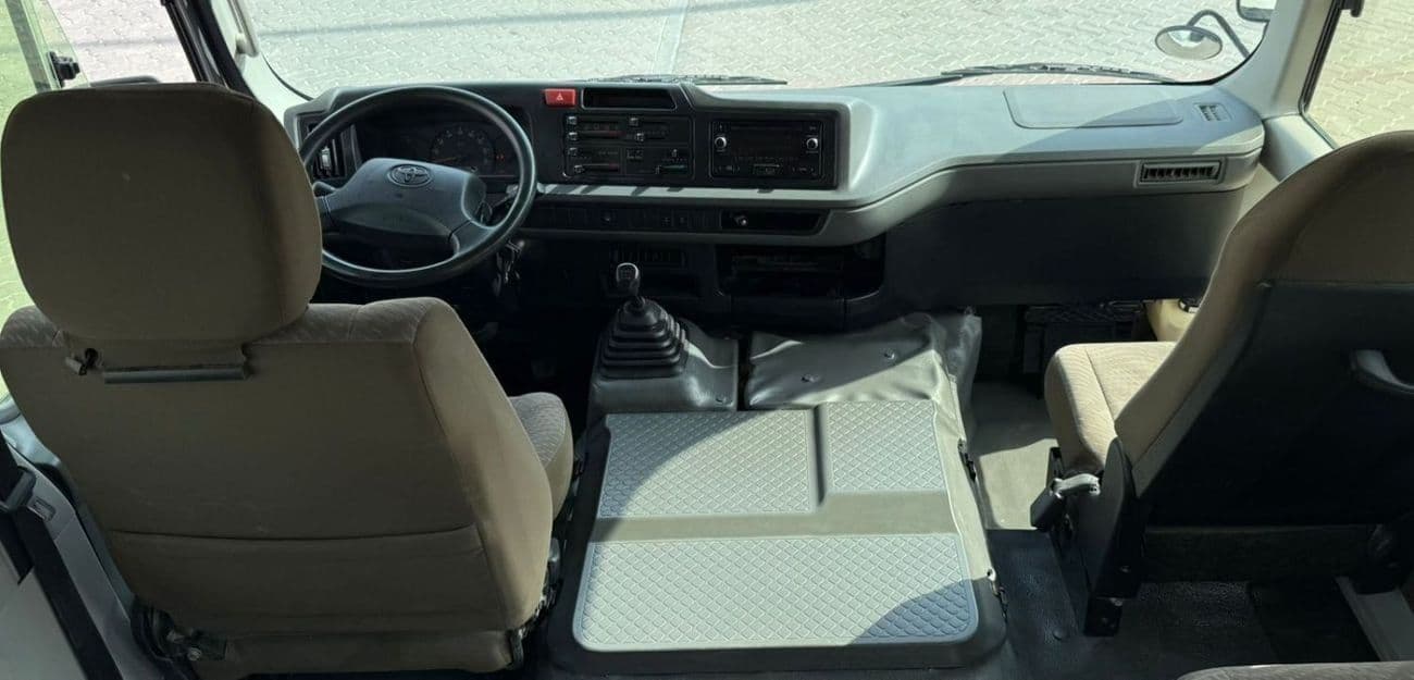 2020 Toyota Coaster STANDARD thumbnail 4