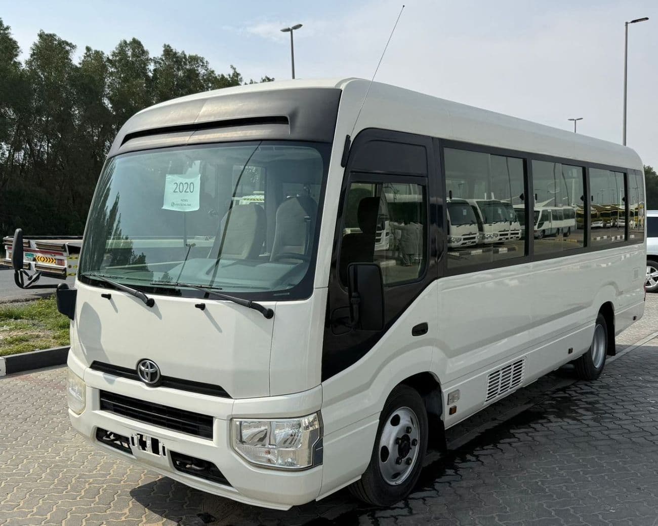 2020 Toyota Coaster STANDARD thumbnail 3