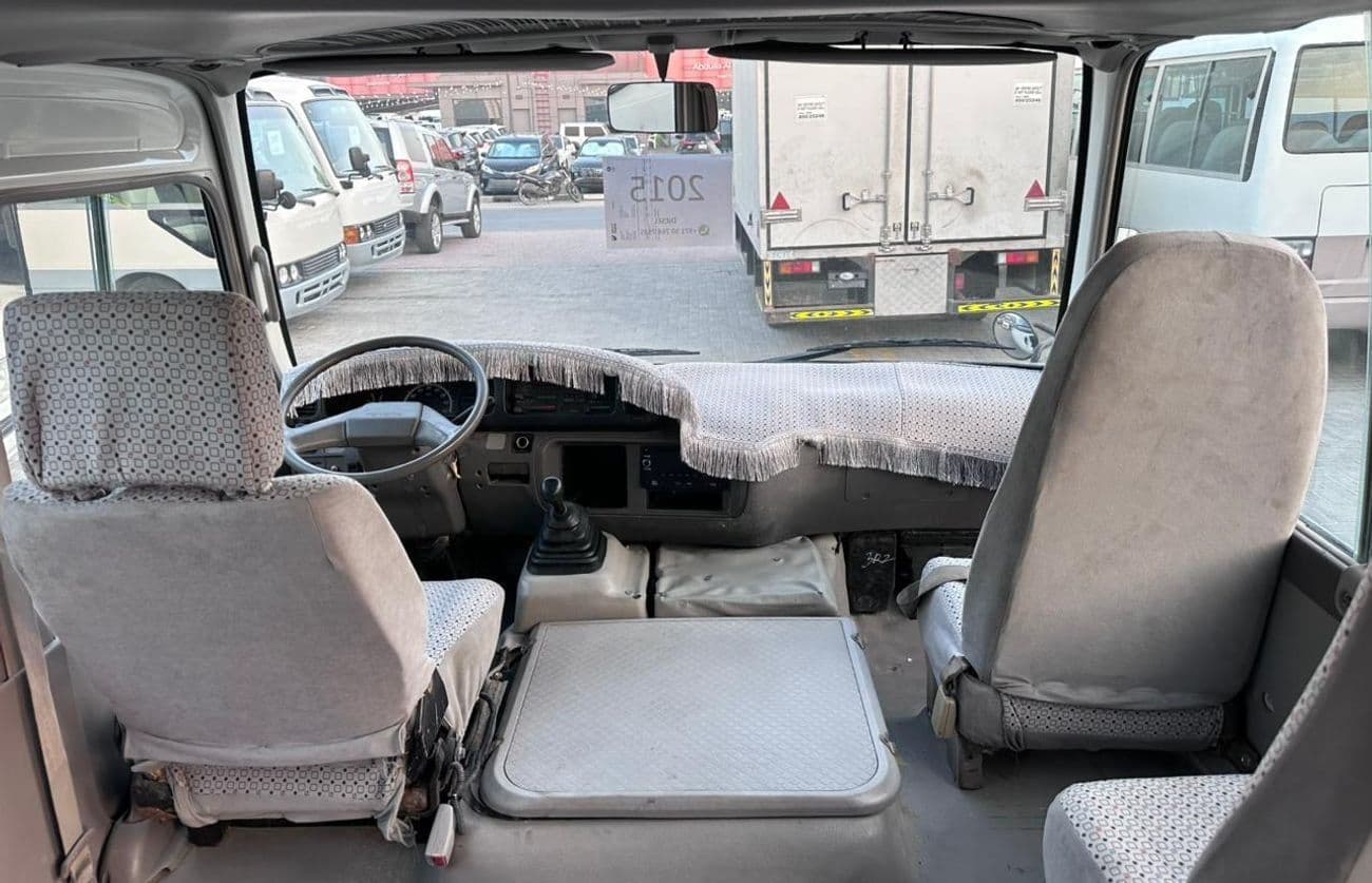 2015 Toyota Coaster 3.5L thumbnail 4