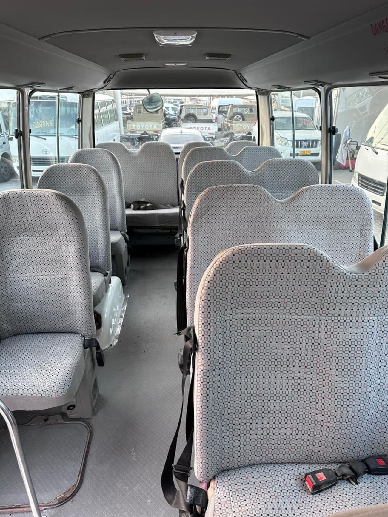 2015 Toyota Coaster 3.5L thumbnail 6