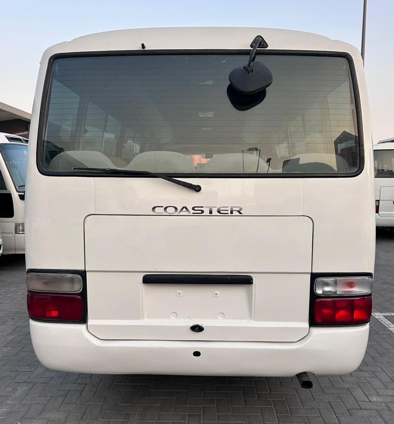2014 Toyota Coaster LWB thumbnail 8
