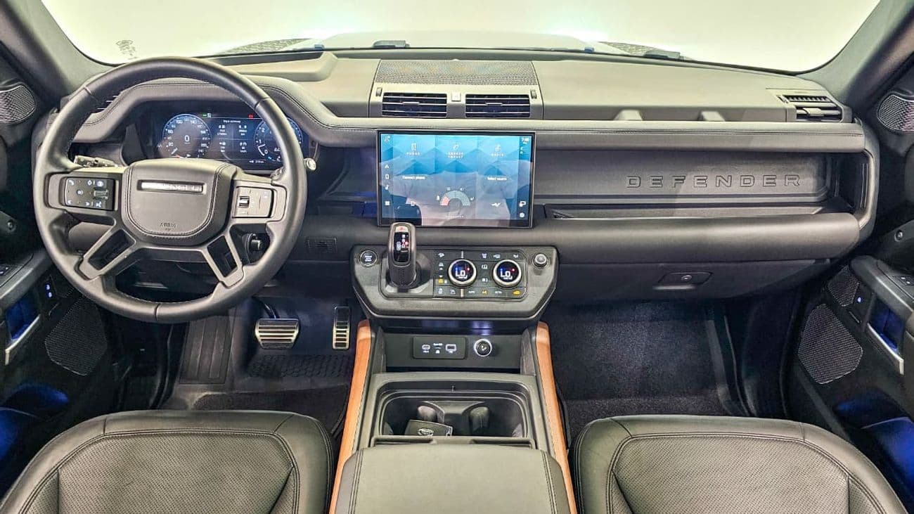 2024 Land Rover Defender 110 HSE P400 thumbnail 2