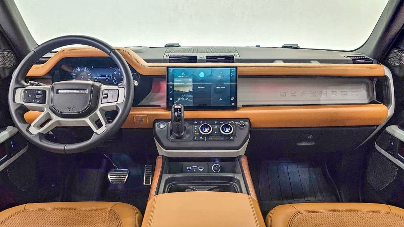 2023 Land Rover Defender 110 HSE P400 thumbnail 2