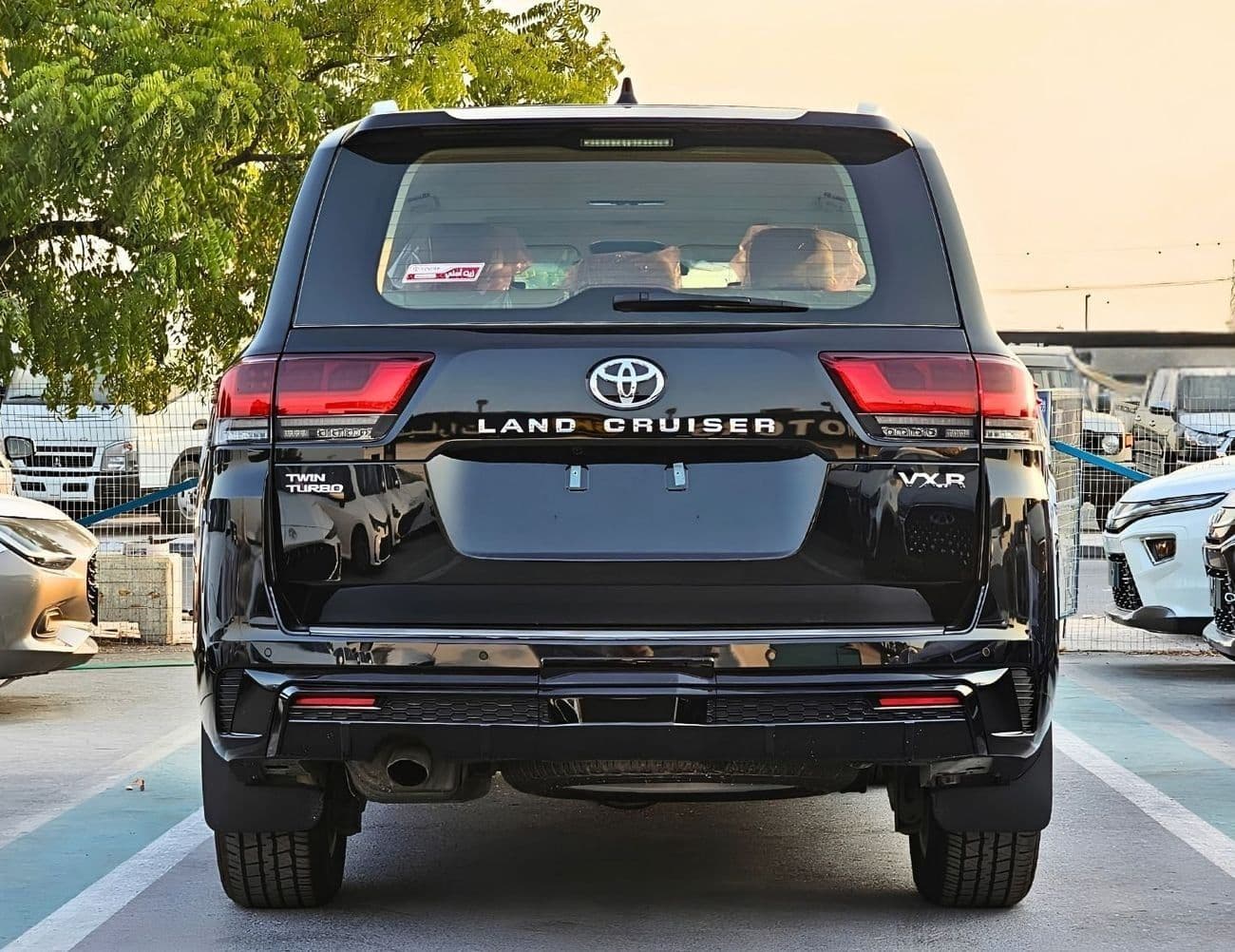 2026 Toyota Land Cruiser VXR thumbnail 6