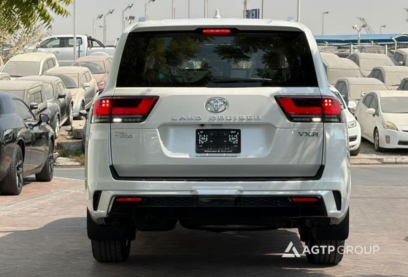2026 Toyota Land Cruiser VXR thumbnail 5