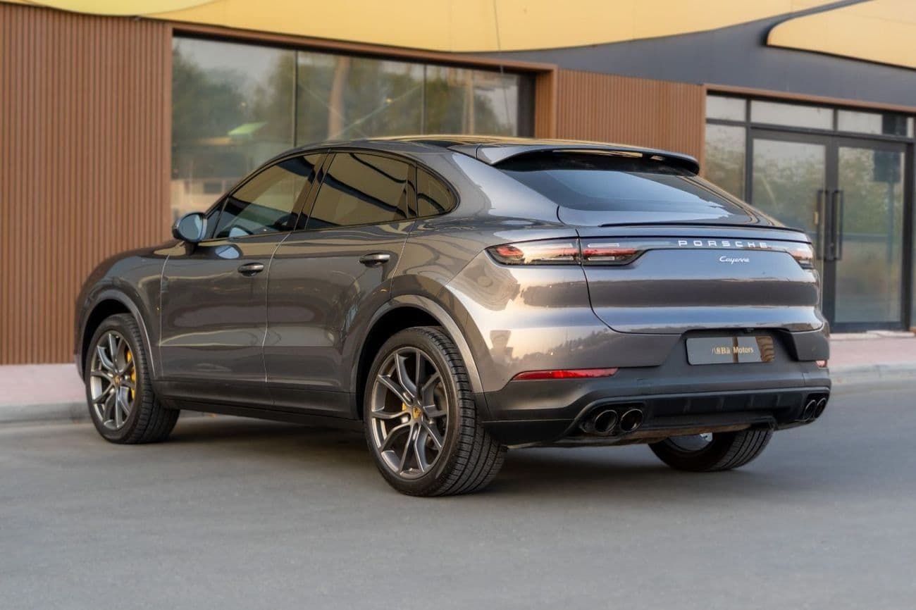 2022 Porsche Cayenne PLATINUM EDITION thumbnail 5