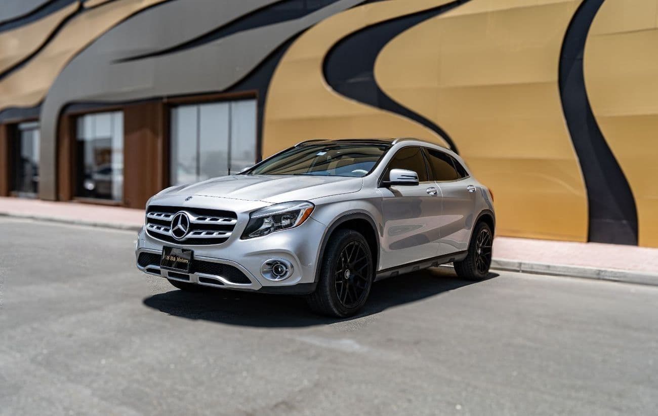 2020 Mercedes Benz GLA250 AMG thumbnail 3