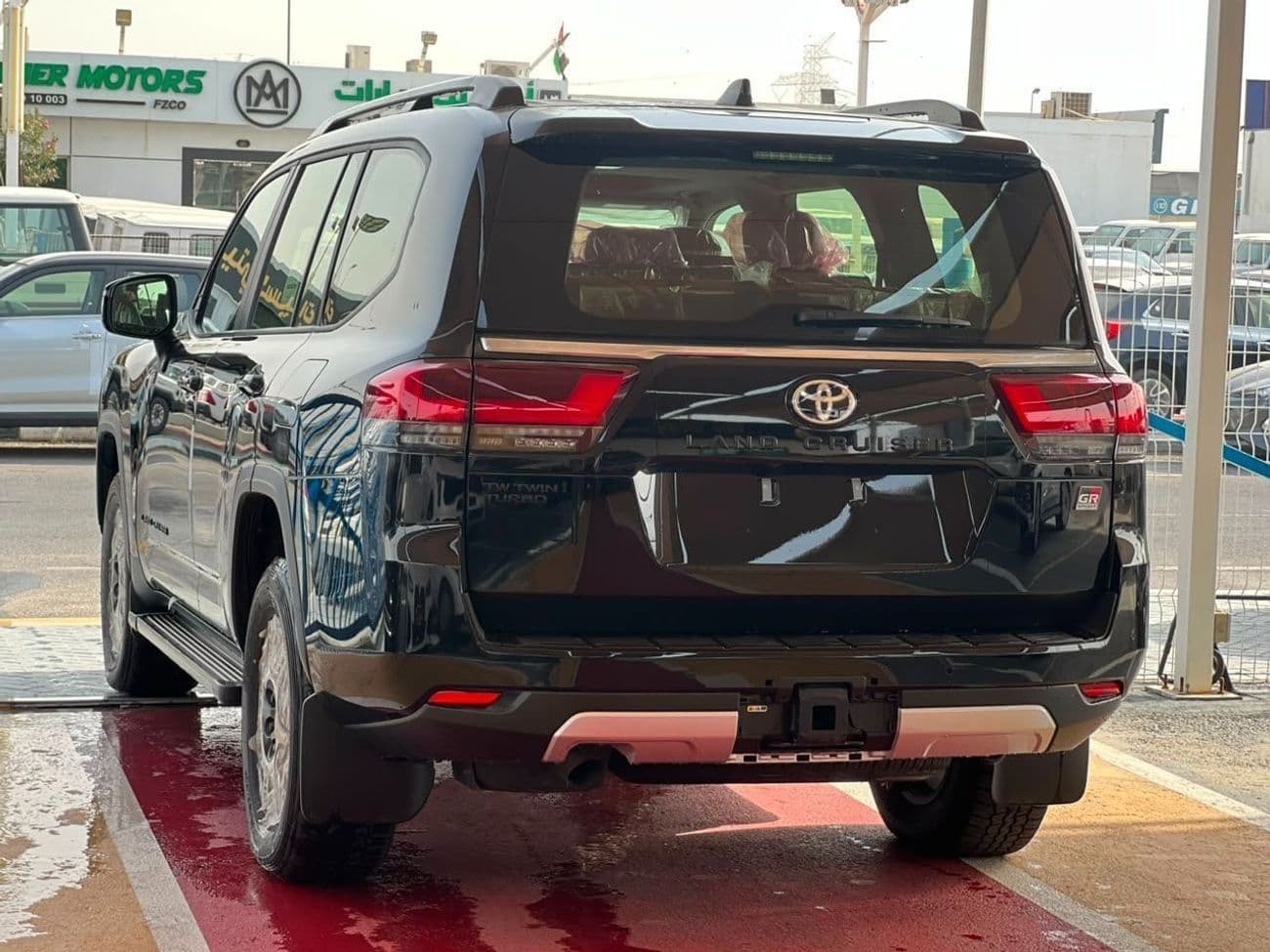 2026 Toyota Land Cruiser GR SPORT thumbnail 6