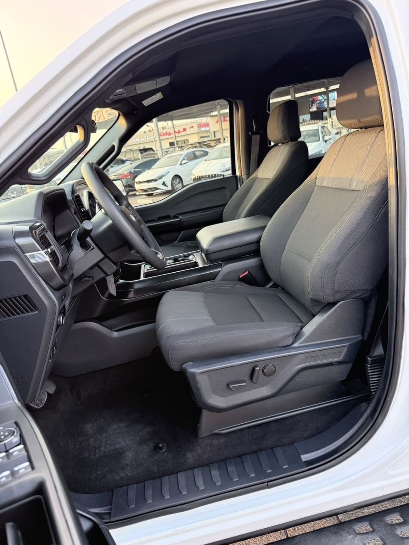2025 Ford F 150 F 150 2.7L thumbnail 6