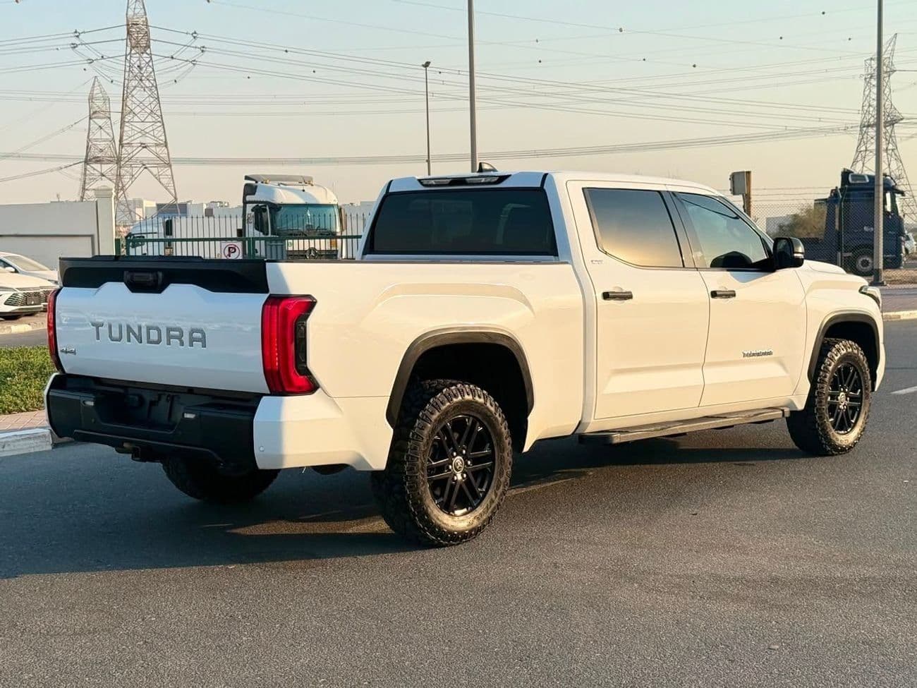 2022 Toyota Tundra SR thumbnail 3