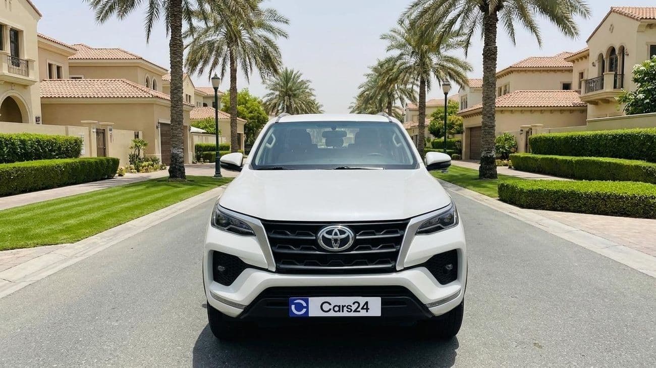 2023 Toyota Fortuner EXR thumbnail 6
