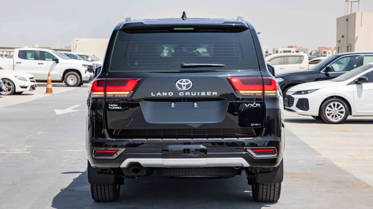 2026 Toyota Land Cruiser VXR thumbnail 3