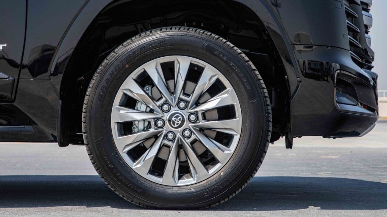 2026 Toyota Land Cruiser VXR thumbnail 8
