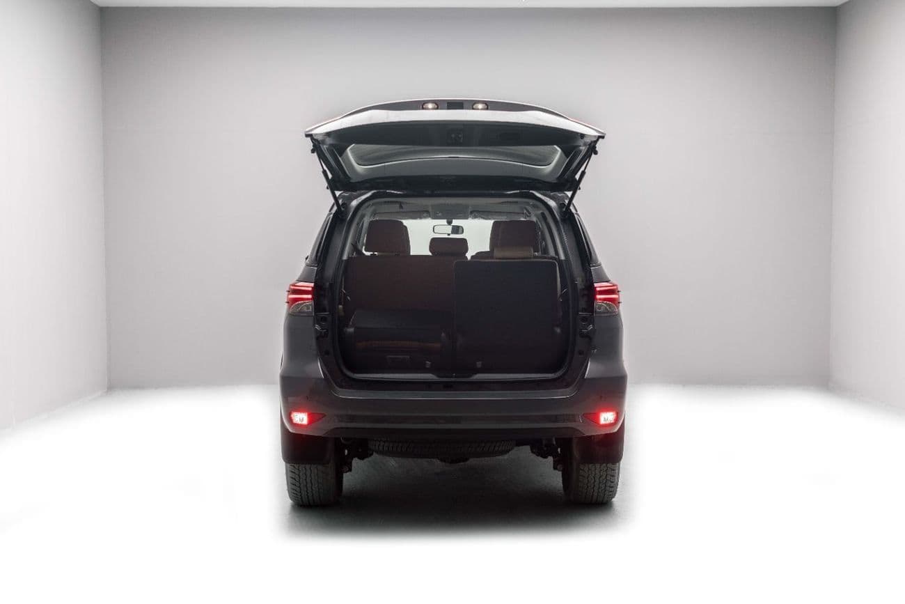2026 Toyota Fortuner thumbnail 6