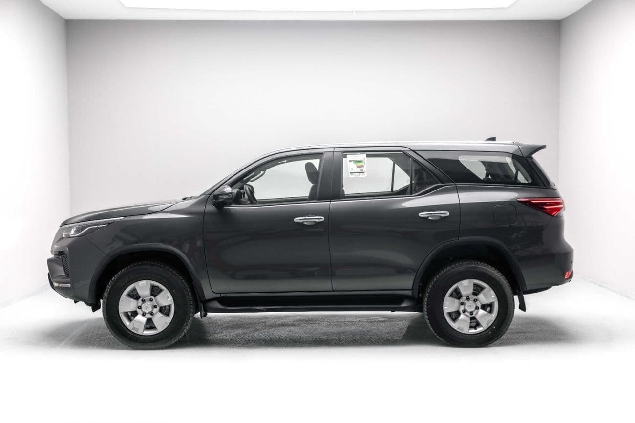 2026 Toyota Fortuner thumbnail 3