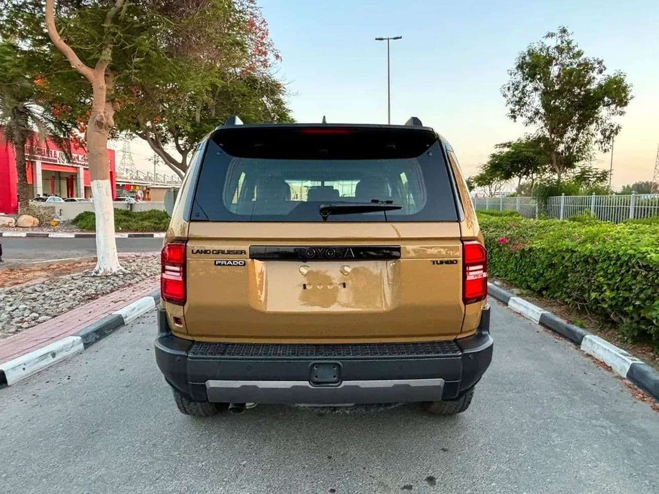 2026 Toyota Prado VXR thumbnail 6