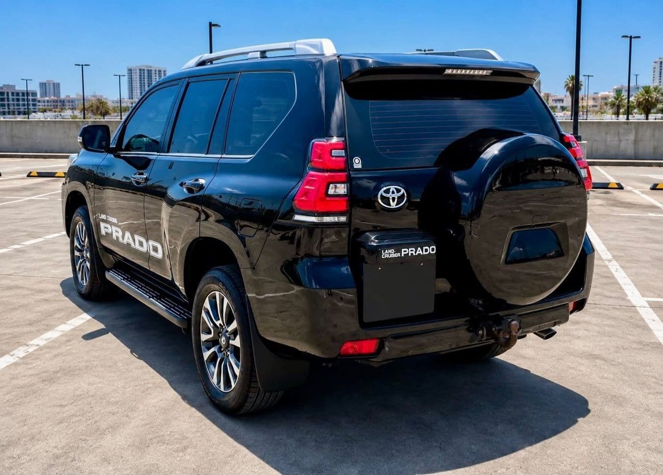 2022 Toyota Prado TX L thumbnail 4