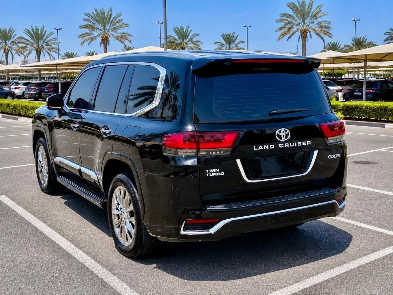 2021 Toyota Land Cruiser GXR thumbnail 6