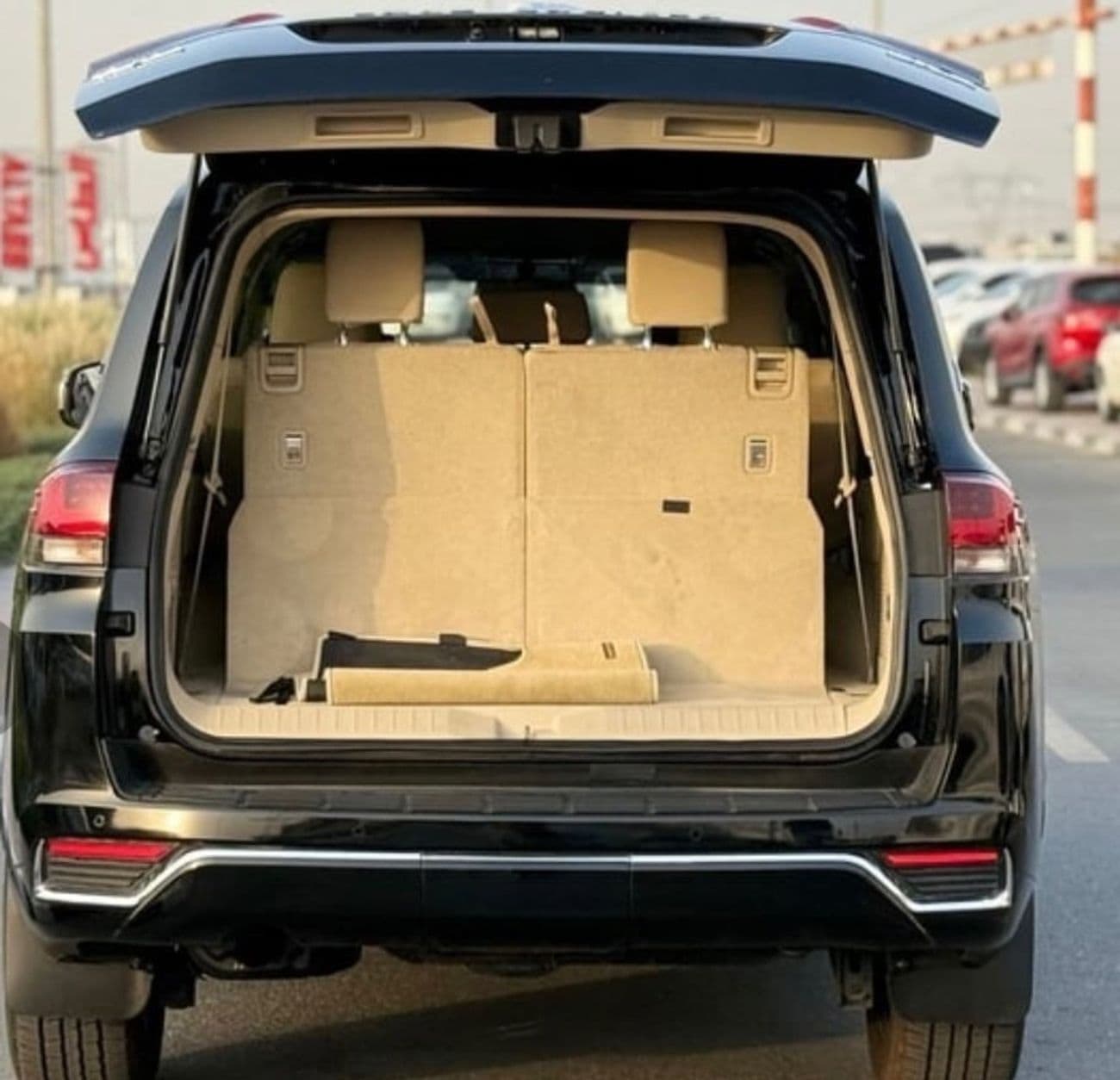 2022 Toyota Land Cruiser GXR thumbnail 7