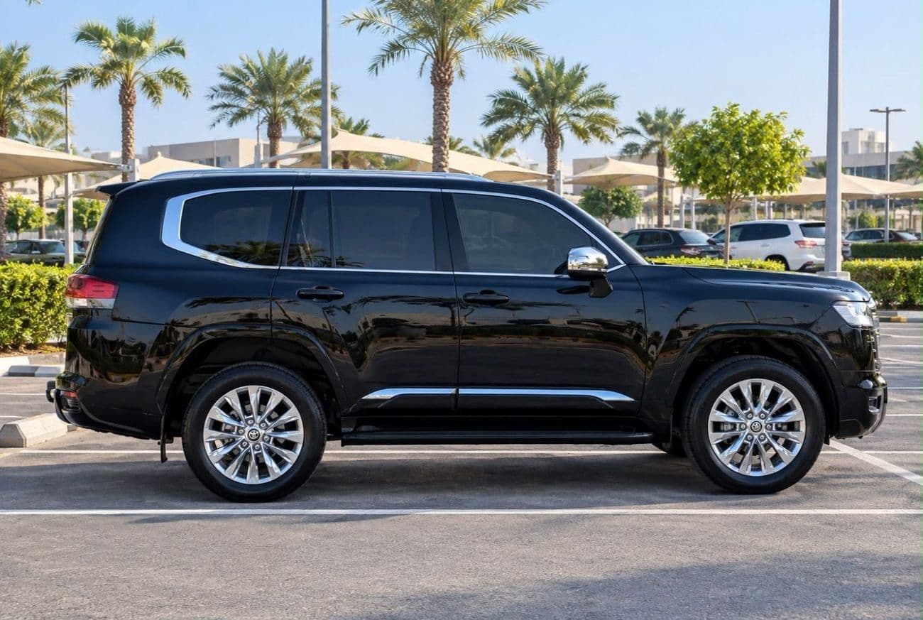 2024 Toyota Land Cruiser GXR thumbnail 5