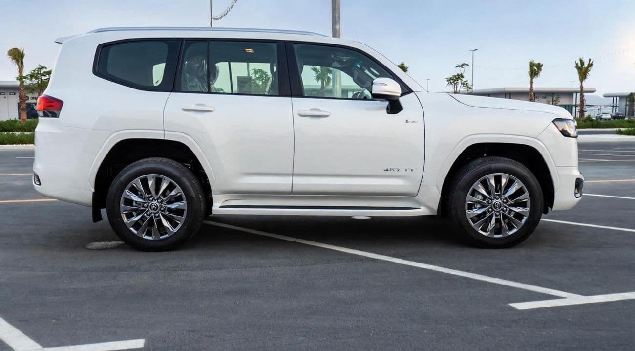 2026 Toyota Land Cruiser GXR thumbnail 3