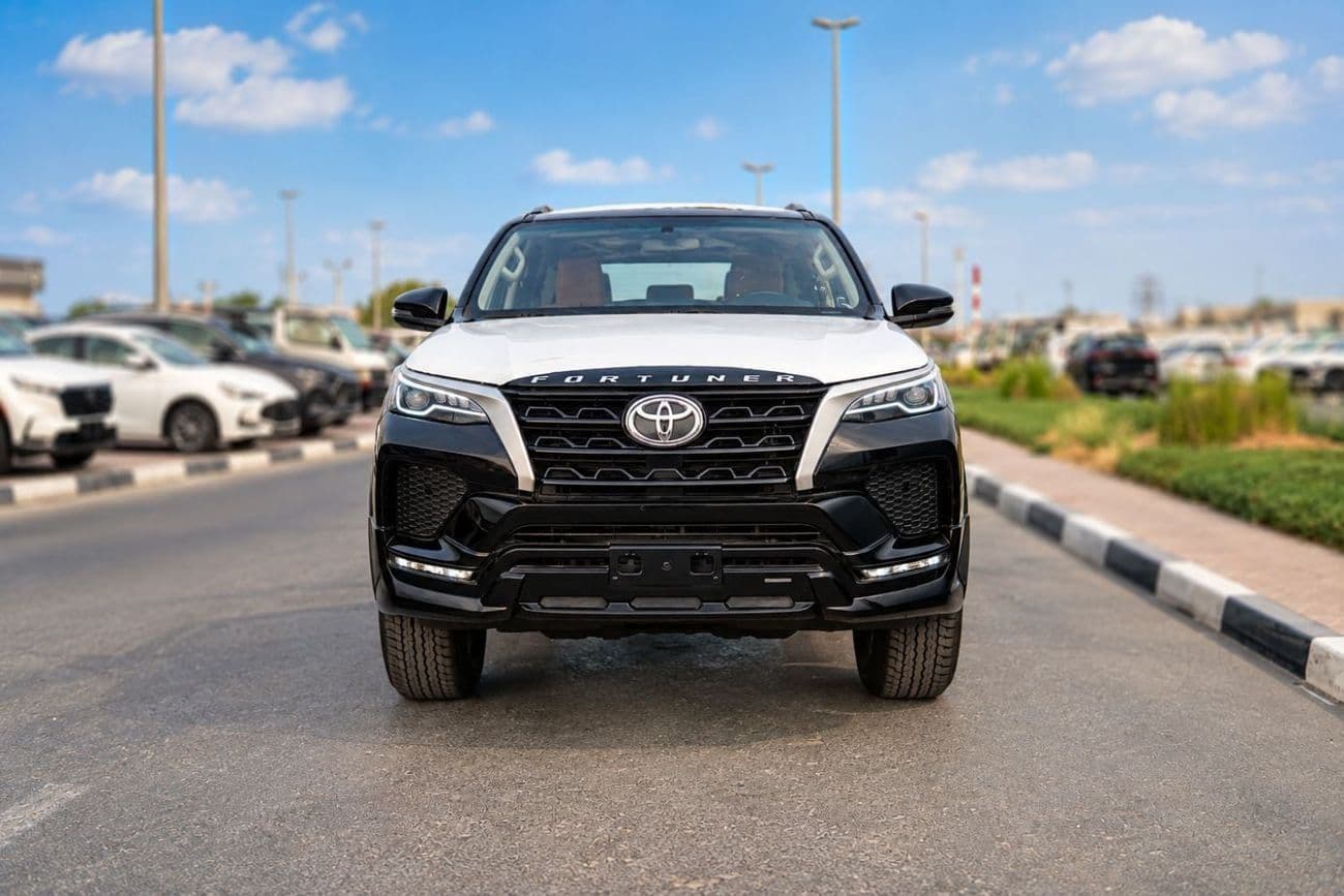 2026 Toyota Fortuner SR5 thumbnail 2