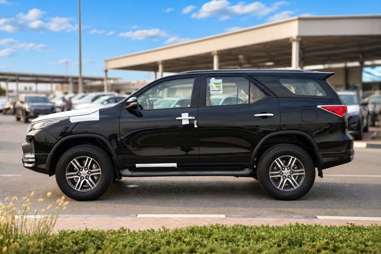 2026 Toyota Fortuner SR5 thumbnail 8