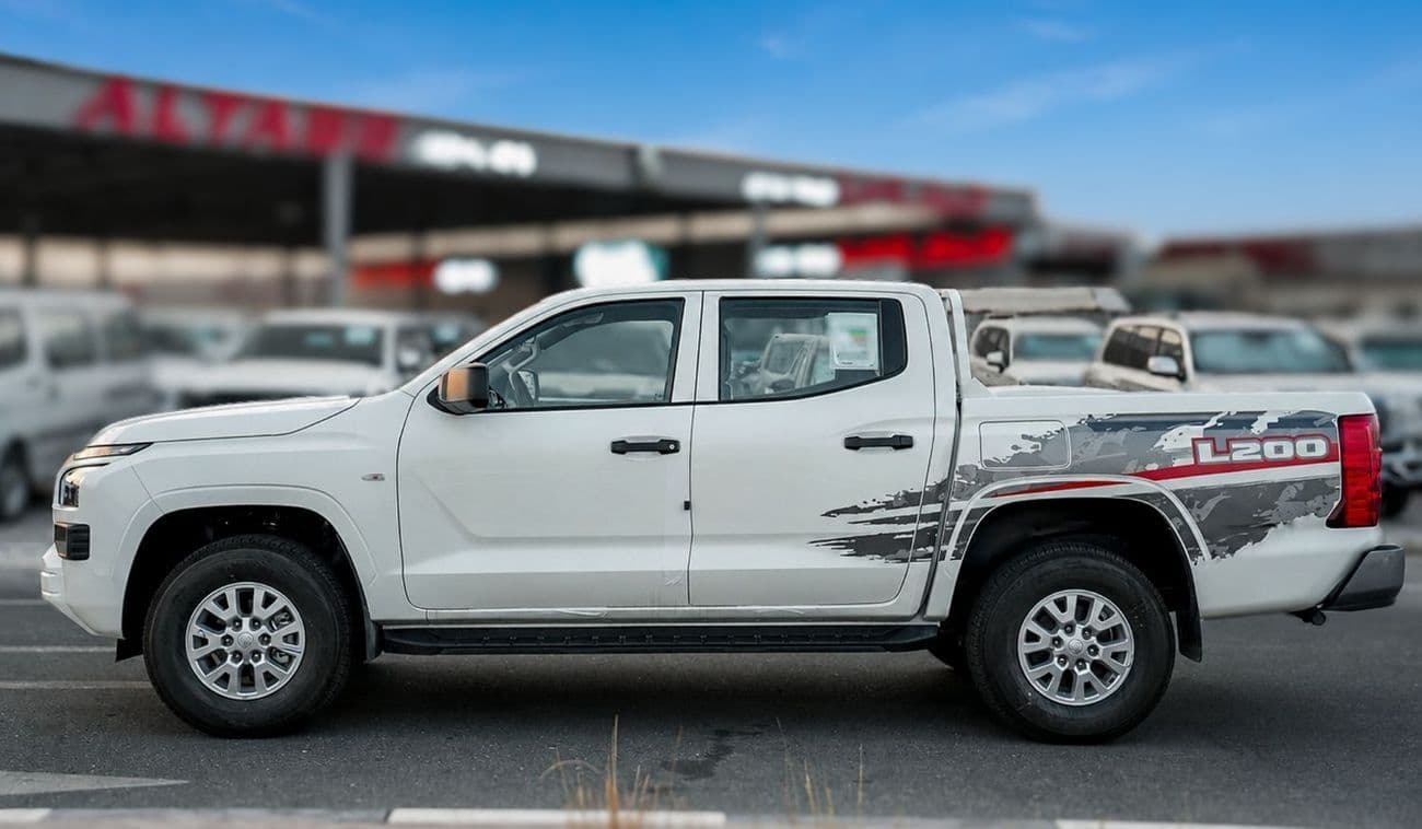 2025 Mitsubishi L200 GLS thumbnail 3