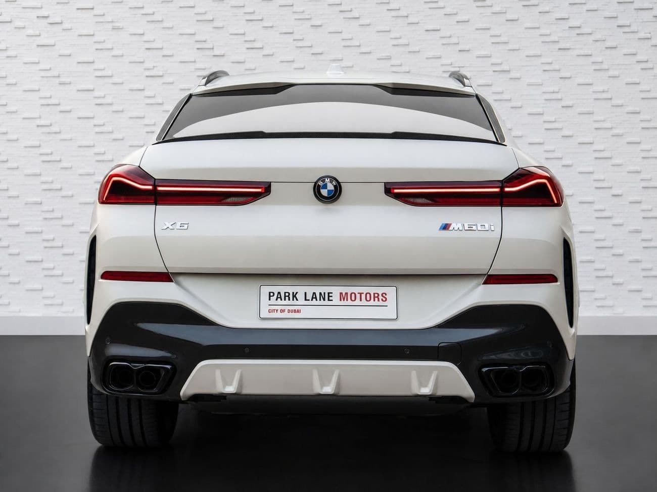 2024 BMW X6 M60i thumbnail 4
