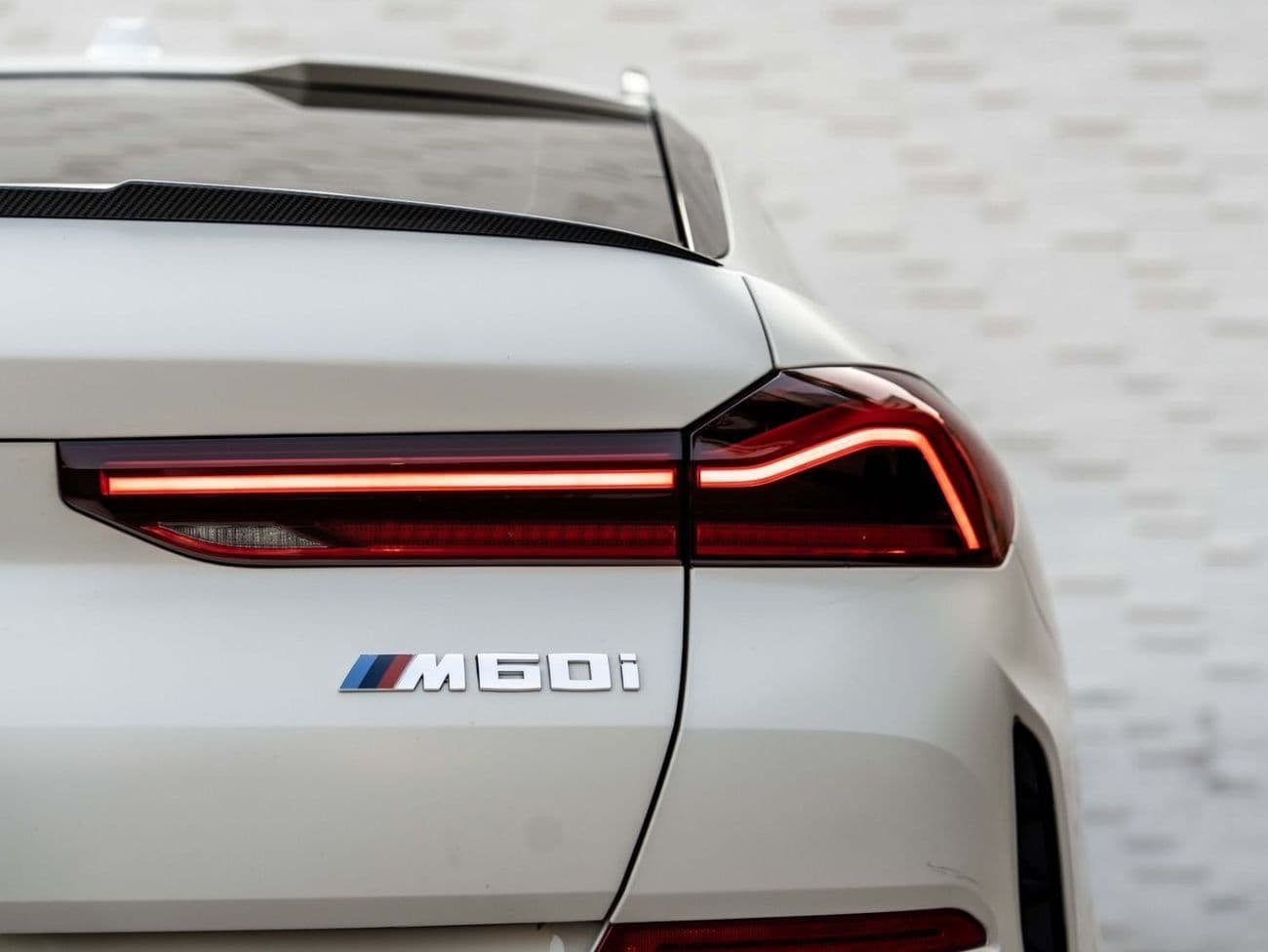 2024 BMW X6 M60i thumbnail 8