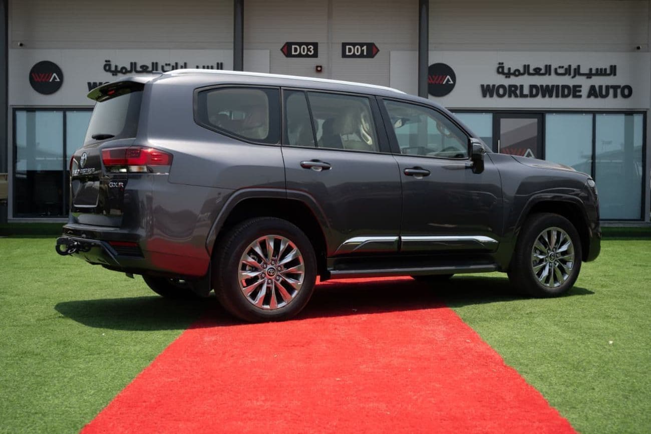 2026 Toyota Land Cruiser GXR thumbnail 6
