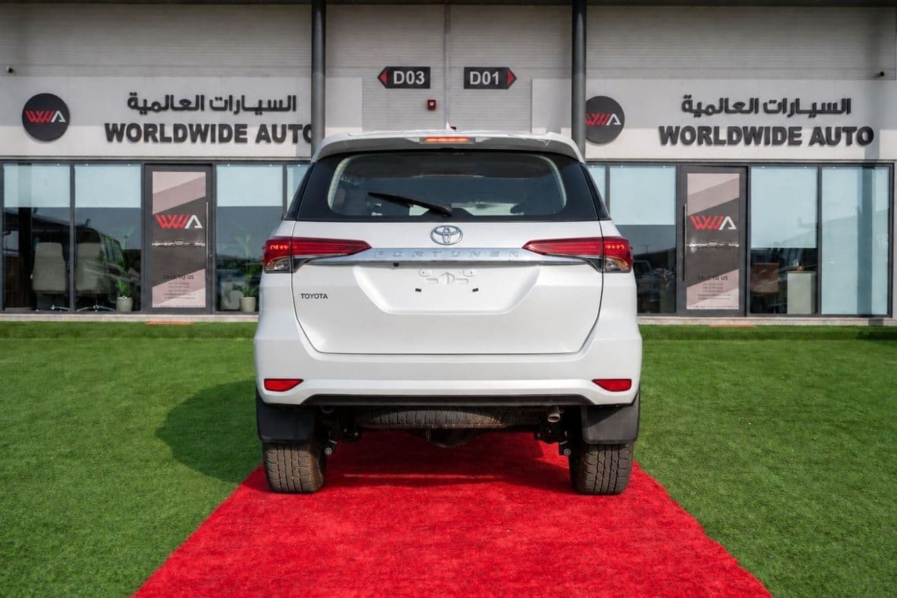2025 Toyota Fortuner GX2 thumbnail 6