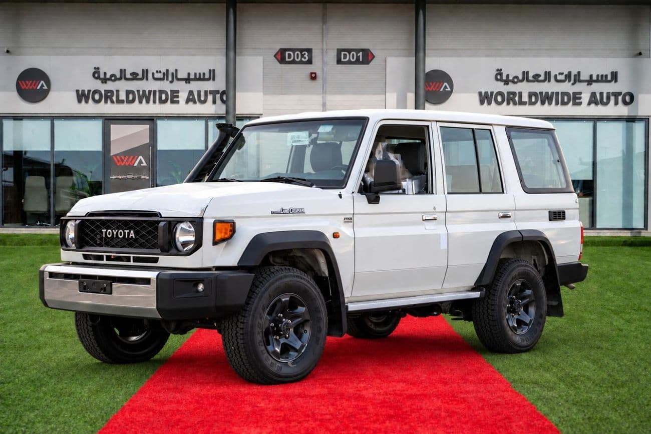 2025 Toyota Land Cruiser S DLX thumbnail 2