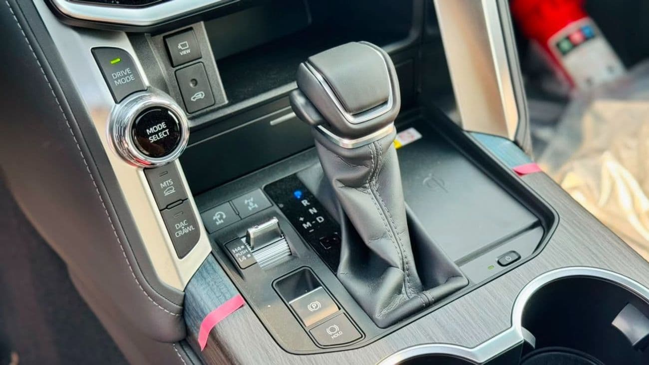 2026 Toyota Land Cruiser VXR thumbnail 8